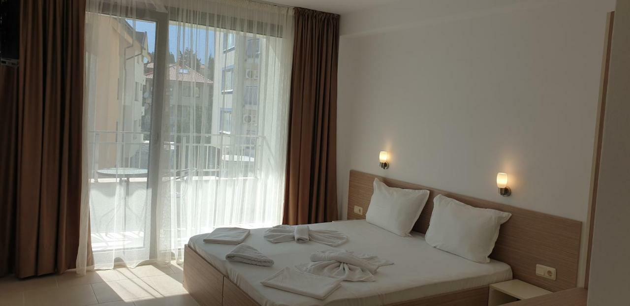 Hotel Harmony à Sozopol Extérieur photo